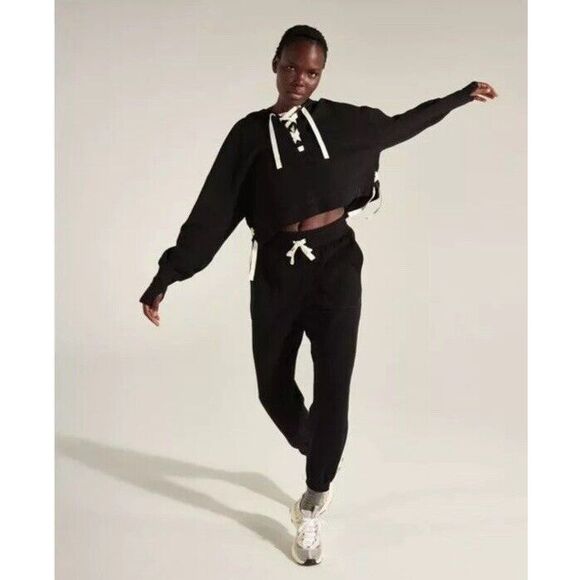 Sweaty Betty x Halle Berry‎ Nakano Hoodie Sz Medium Black Oversized Waffle Knit - Picture 1 of 10